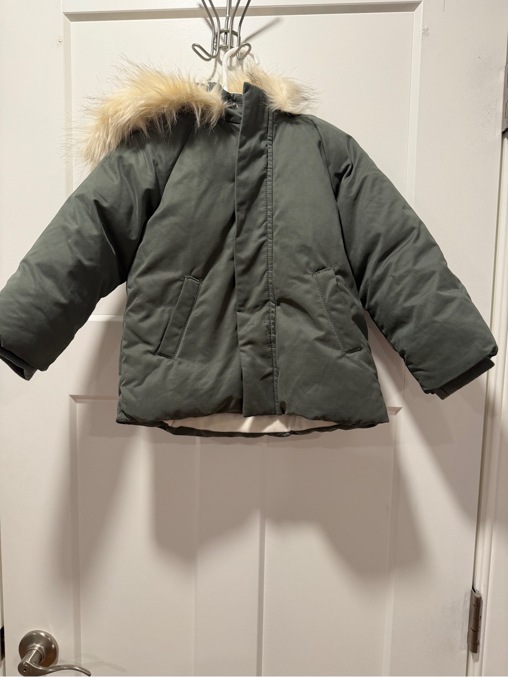 H&M Faux Fur Hooded Puffer Jacket in Olive Green